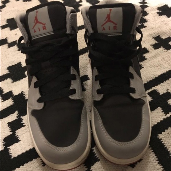 Jordan ones. - Picture 2 of 5